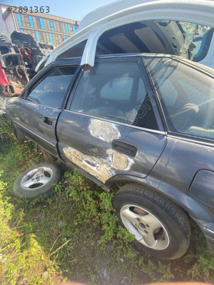 TOYOTA COROLLA LİFTBACK SOL ARKA KAPI