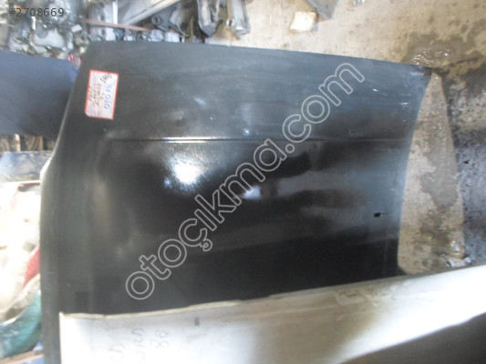 FORD ESCORT SİYAH KAPUT