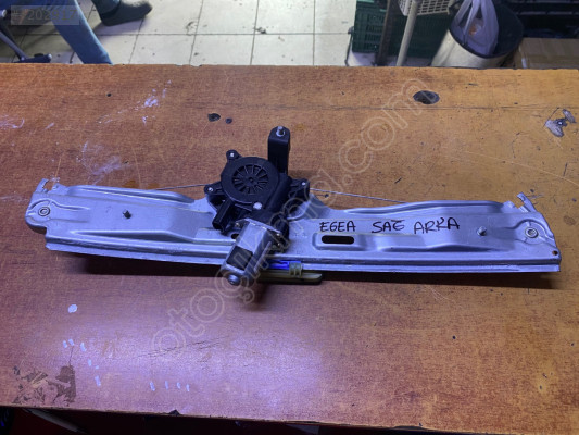 FİAT EGEA SAĞ ARKA CAM KRİKOSU ÇIKMA 00520939140 CANCAN OPEL