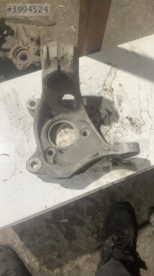 Çıkma Passat B8 Taşıyıcı 5Q0407258C - Volkswagen Oto Parça