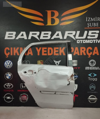 toyota yaris sağ arka kapı 2006-2009