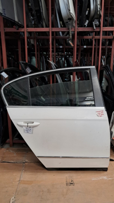 ARKA KAPI - SAĞ - PASSAT B6 04-11 - ( 3C5833056H )