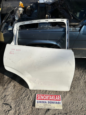 SEAT LEON ORJİNAL SAĞ ARKA KAPI