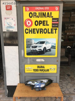 Opel Corsa E Modeli İçin Sol Ön Far Çıkma Parçası