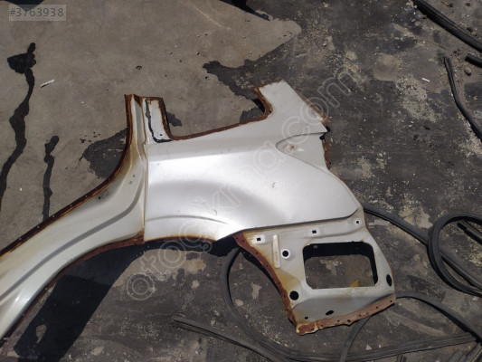 ÇIKMA SUBARU SOL ARKA ÇAMURLUK
