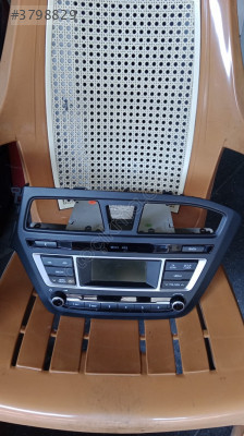 Hyundai i20 2014-2017 model radyo navigasyon CD çalar hatasız