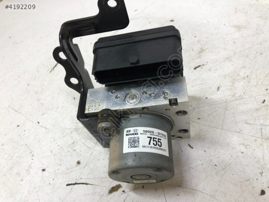 HYUNDAİ TUCSON 2018-2020 ABS BEYNİ 58920-D7550 ORJINAL