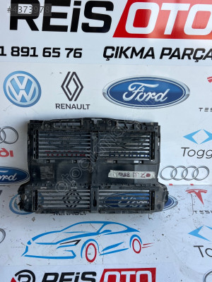 2024 2025 Model ford kuga çıkma ön panel