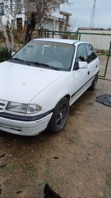 OPEL ASTRA F ÇIKMA ORJİNAL SOL ÖN KAPI YEDEK PARÇALARI