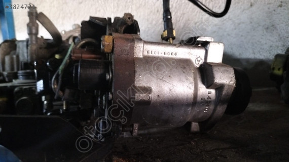 BOSCH Pumpa Ford Focus 1.8TDCI 1S4Q9A3983B yakıt pompası