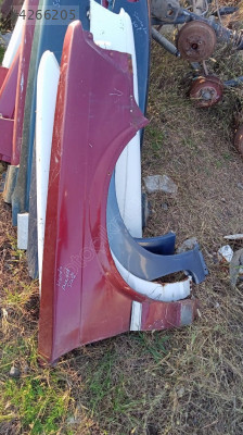 Honda Accord 83 model sağ camurluk