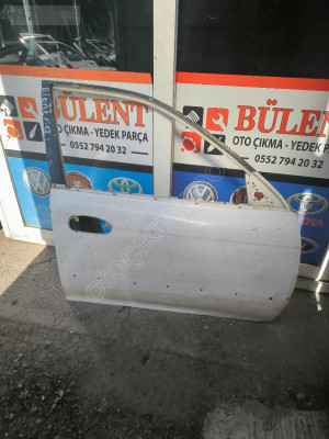 Hyundai Elantra sağ ön kapı orijinal çıkma