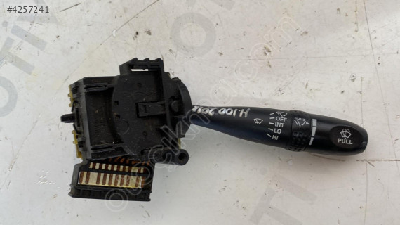 hyundai h100 2012 çıkma orjinal silecek kolu (son fiyat)