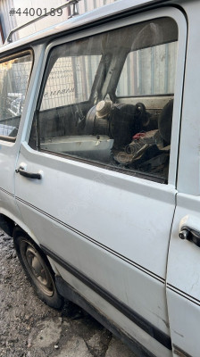 RENAULT 12 TOROS SAĞ ARKA KAPI ÇEVİK OTO ÇIKMA