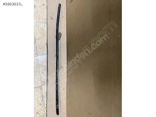 RENAULT CLIO 4 SOL ÖN CAM ÇITASI