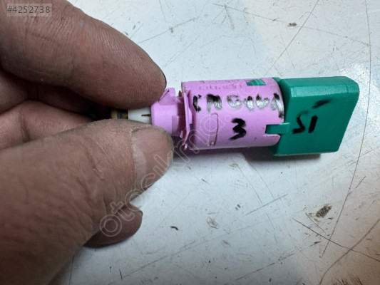 RENAULT KARIŞIK FREN DEBRİYAJ MÜŞÜRLERİ