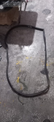 Mitsubishi Carisma sağ arka kapı çerçeve fitili