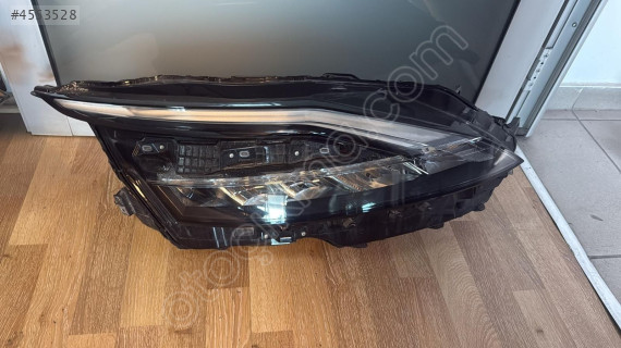 Qashqai J12 Sağ Far Orjinal