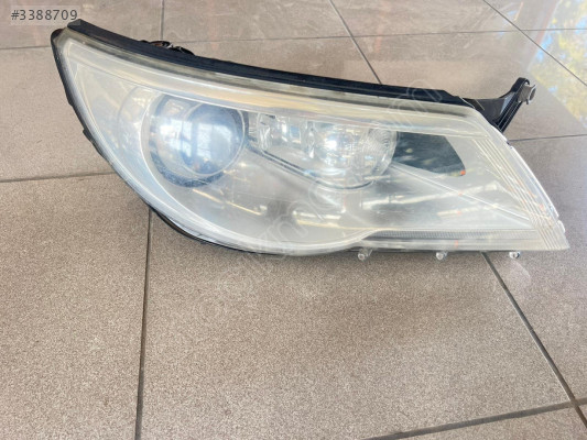 2005-2010 VW Tiguan Sağ Xenon Far - Çıkma Parça