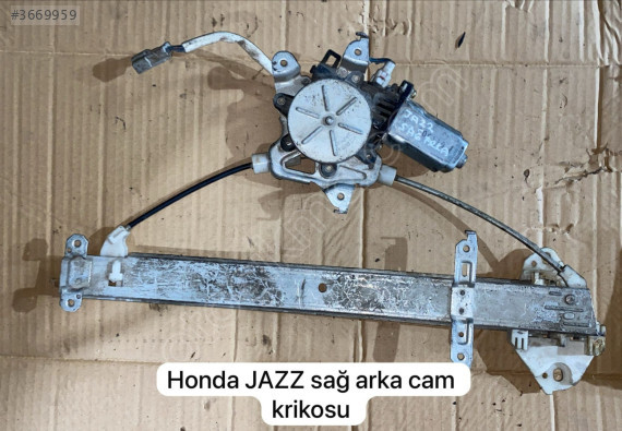 HONDA JAZZ SAĞ ARKA CAM KRİKOSU
