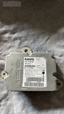 RENAULT CLİO 3 610796000 AİRBAG BEYNİ