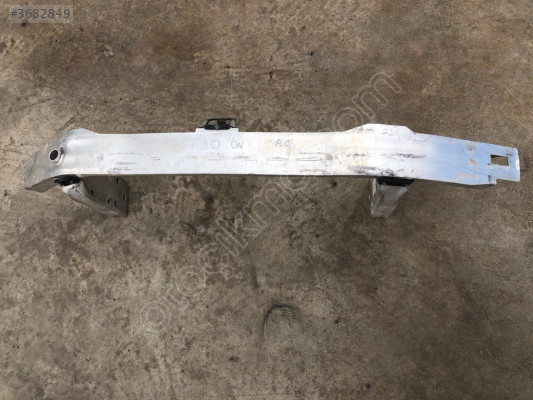 BMW F30 3 SERİ ÖN TAMPON DEMİRİ ORJİNAL