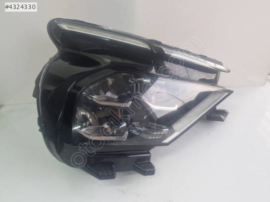 CİTROEN C4 X SAĞ ÖN FAR ORJİNAL 2019-2024