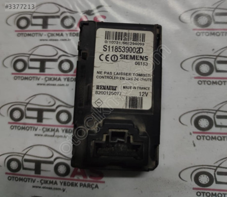 RENAULT MEGANE KART OKUTUCU 8200125077 S118539002D