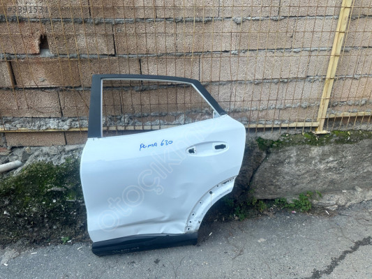Ford Puma sol arka kapı