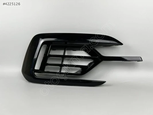 3G8853666 ÖN TAMPON HAVVALANDIRMA IZGARASI ARTEON