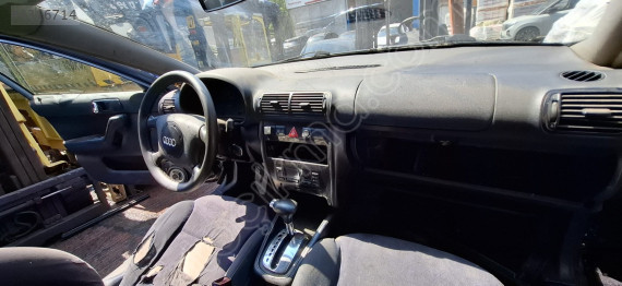 AUDİ A3 - 2000 MODEL ÖN GÖĞÜS