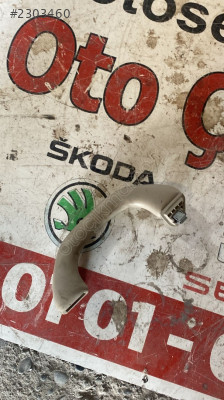 5G1857607B skoda octavia 2018 arka sol tavan tutamağı