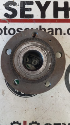 1T0501611T Passat B7 arka porya  bilyası