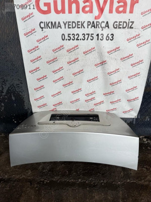 TOYOTA COROLLA BAGAJ KAPAĞI