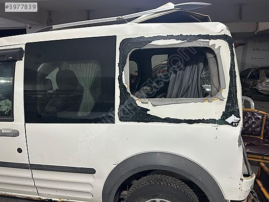FORD CONNECT HATASIZ ÇIKMA SOL ARKA ÇAMURLUK
