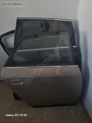 AUDİ A4 SÖKME DOLU SAĞ ARKA KAPI OMY OTO'DAN