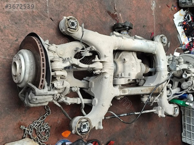 BMW F10 ARKA DİNGİL TAŞIYICI KOMPLE