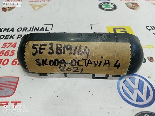 SKODA OCTAVİA 2021-2024 ARKA BAGAJ HAVALANDIRMA BAKALİTİ