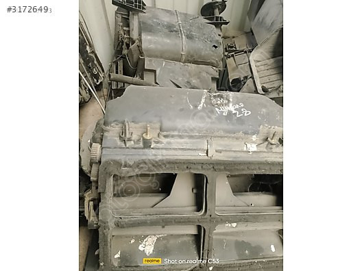 2.8 MOVANO KALORİFER KUTUSU