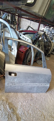 Opel zafira sağ ön kapı
