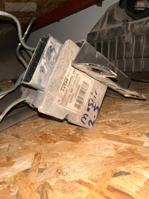 Renault Master 2 abs beyni
