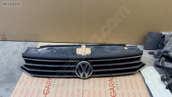 PASSAT B8 ÖN PANJUR ORJİNAL 3G0853651J