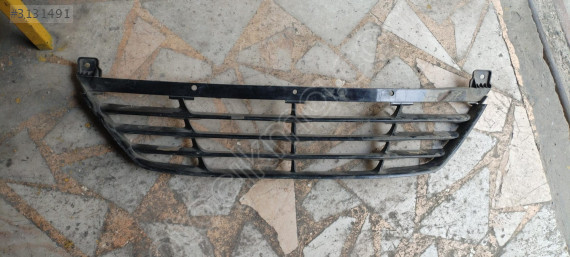 HYUNDAİ İX35 ÇIKMA ÖN TAMPON ORTA IZGARA 2011-2015