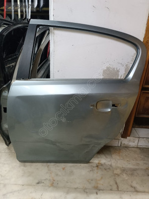 Corsa D sol arka kapı çıkma orjinal