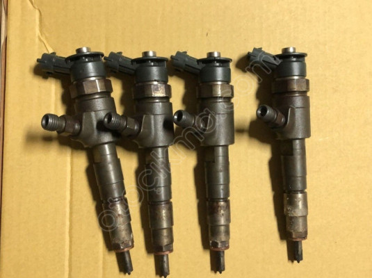 C4 ENJEKTÖR 1.6 HDI 90HP CITROEN 0445110340 BOSCH