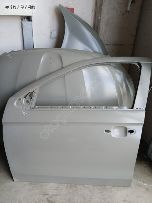 Peugeot 301 sol ön kapı