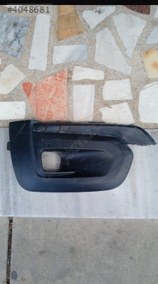 PEUGEOT RİFTER SOL SİS FARI ÇERÇEVESİ ORJİNAL OEM:9816764880