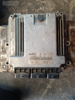 RENAULT TRAFFIC OPEL VIVARO MOTOR BEYNI 0281014648