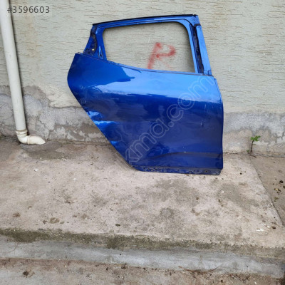 Renault clio 5 sağ arka kapı