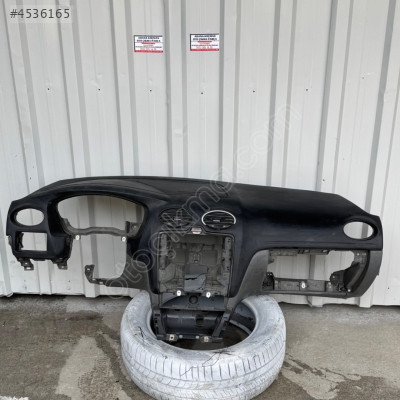 Ford Focus 2.5 komple göğüs titanyum için